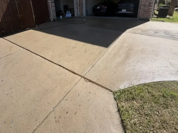 Driveway apron, after cleaning